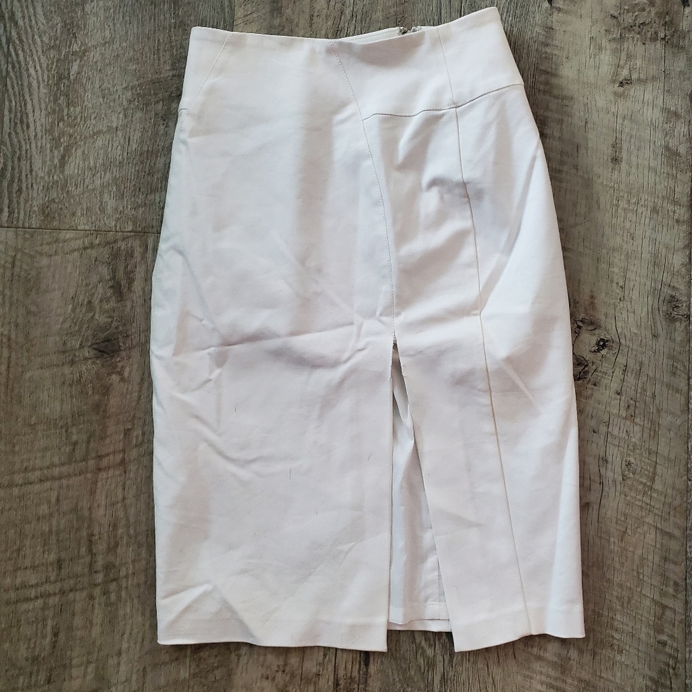 Bebe pencil skirt free if you bundle with item